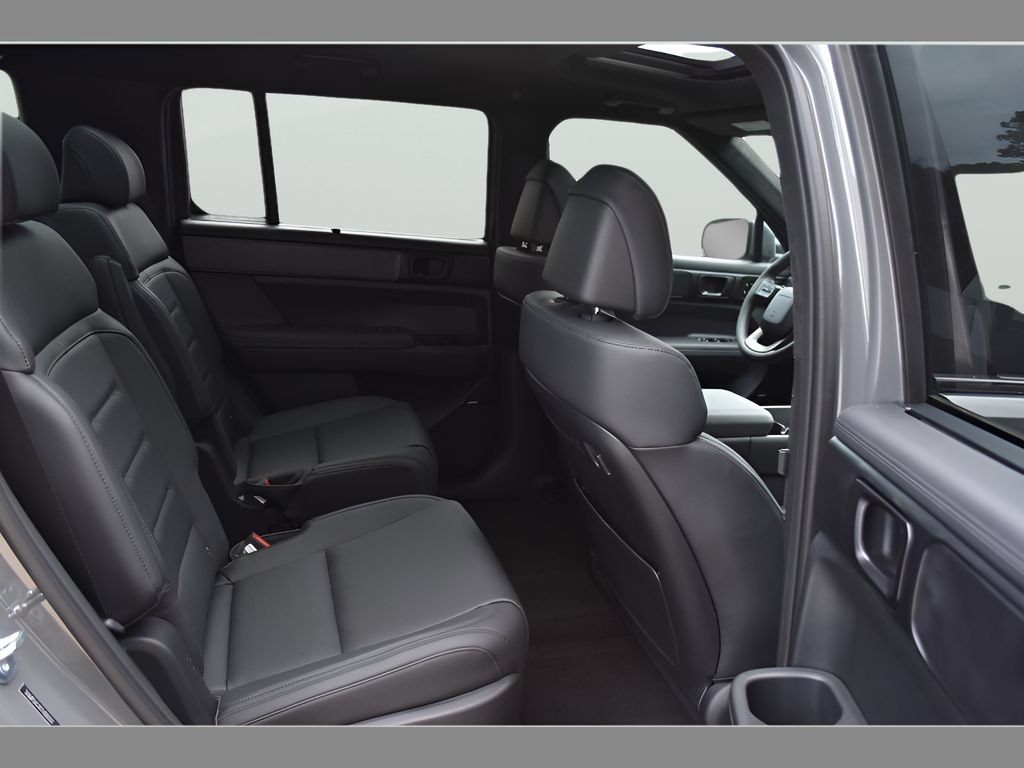 New 2026 Hyundai Santa Fe Calligraphy FWD image 16