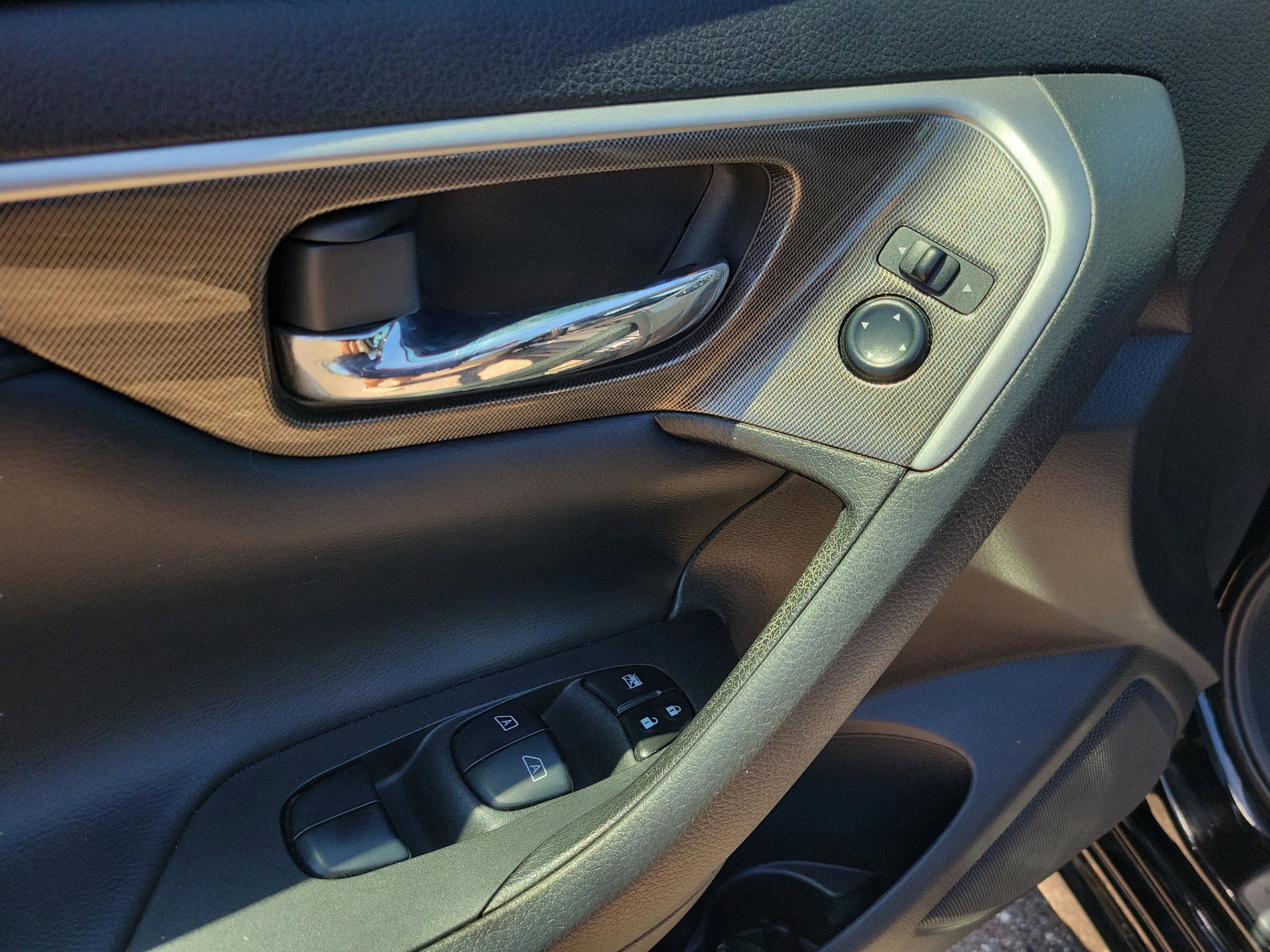 Used 2015 Nissan Altima 2.5 SL w/ Moonroof Package FWD image 20