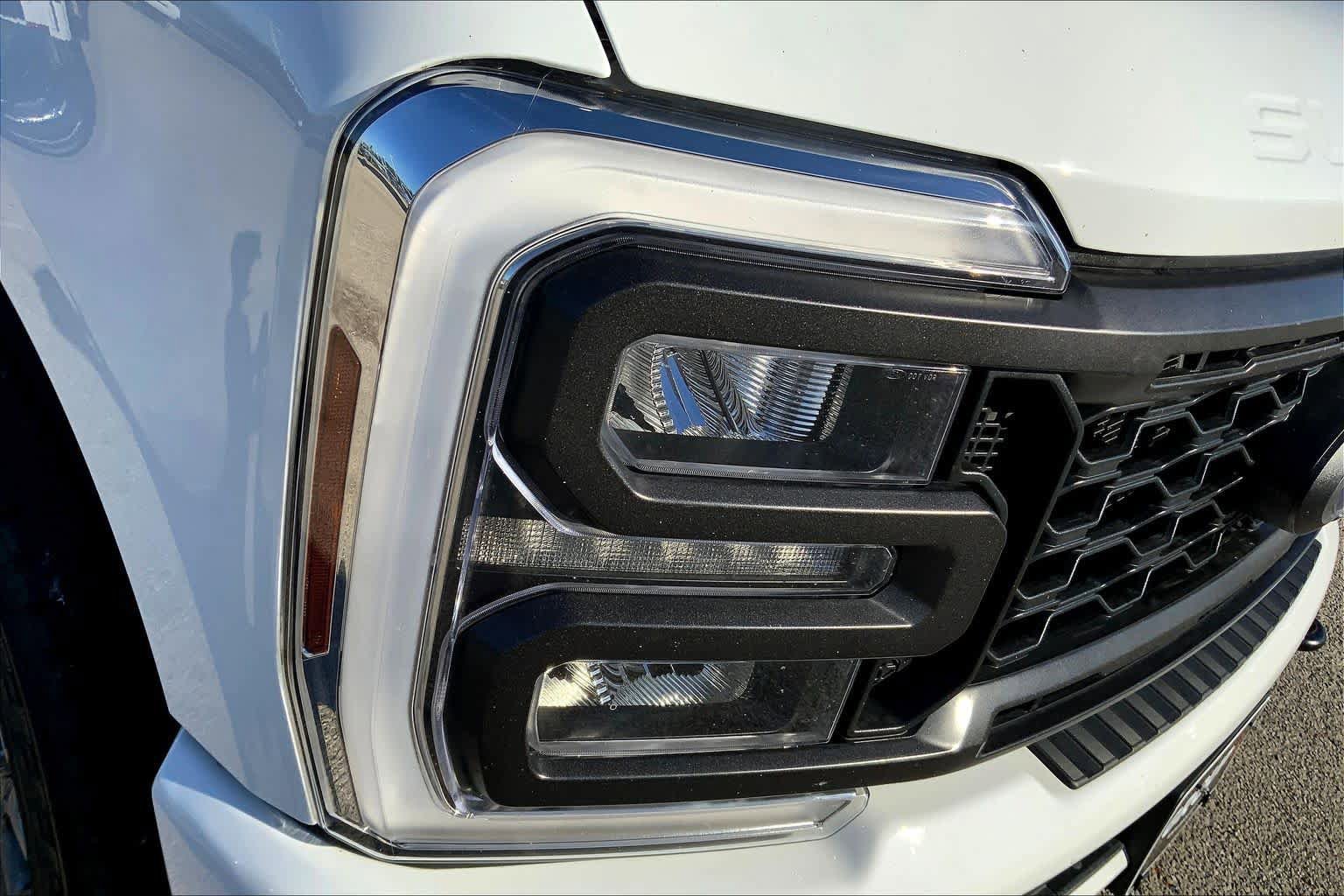 Used 2025 Ford F250 XL w/ STX Appearance Package AWD/4WD image 28