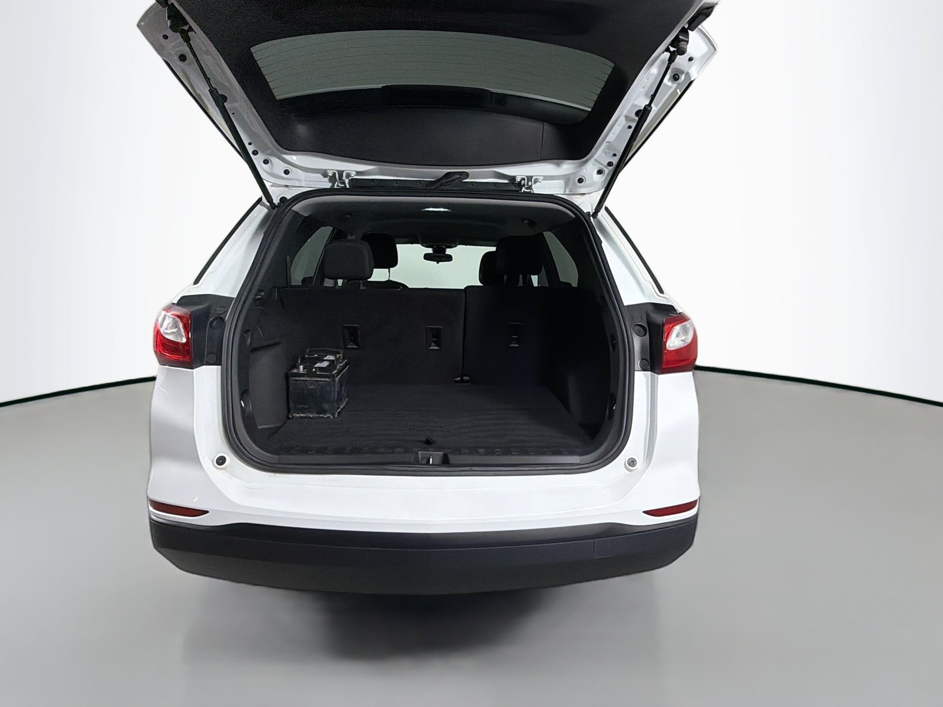 Used 2021 Chevrolet Equinox LS w/ LS Convenience Package FWD image 23