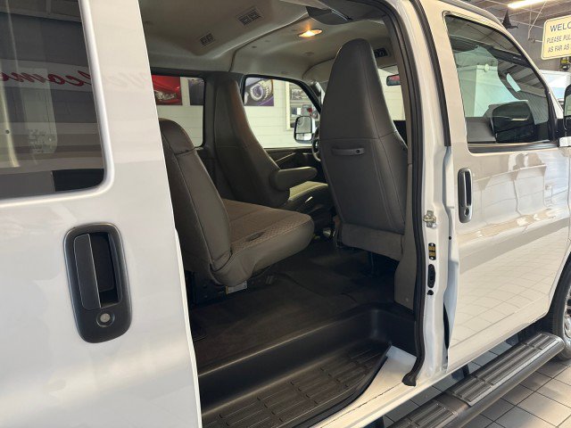 Used 2024 Chevrolet Express 3500 LT w/ LT Preferred Equipment Group image 23