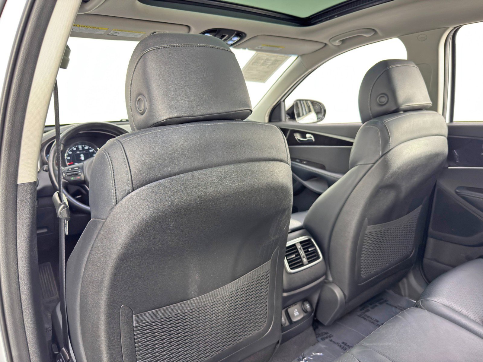 Used 2017 Kia Sorento EX w/ EX Advanced Touring Package image 32