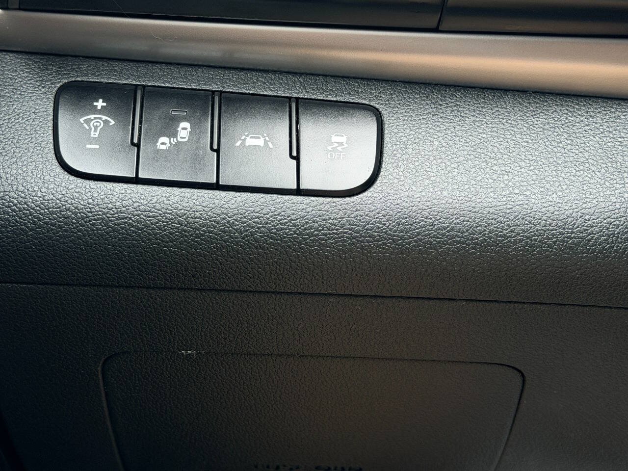Used 2019 Hyundai Elantra SEL w/ Cargo Package FWD image 32
