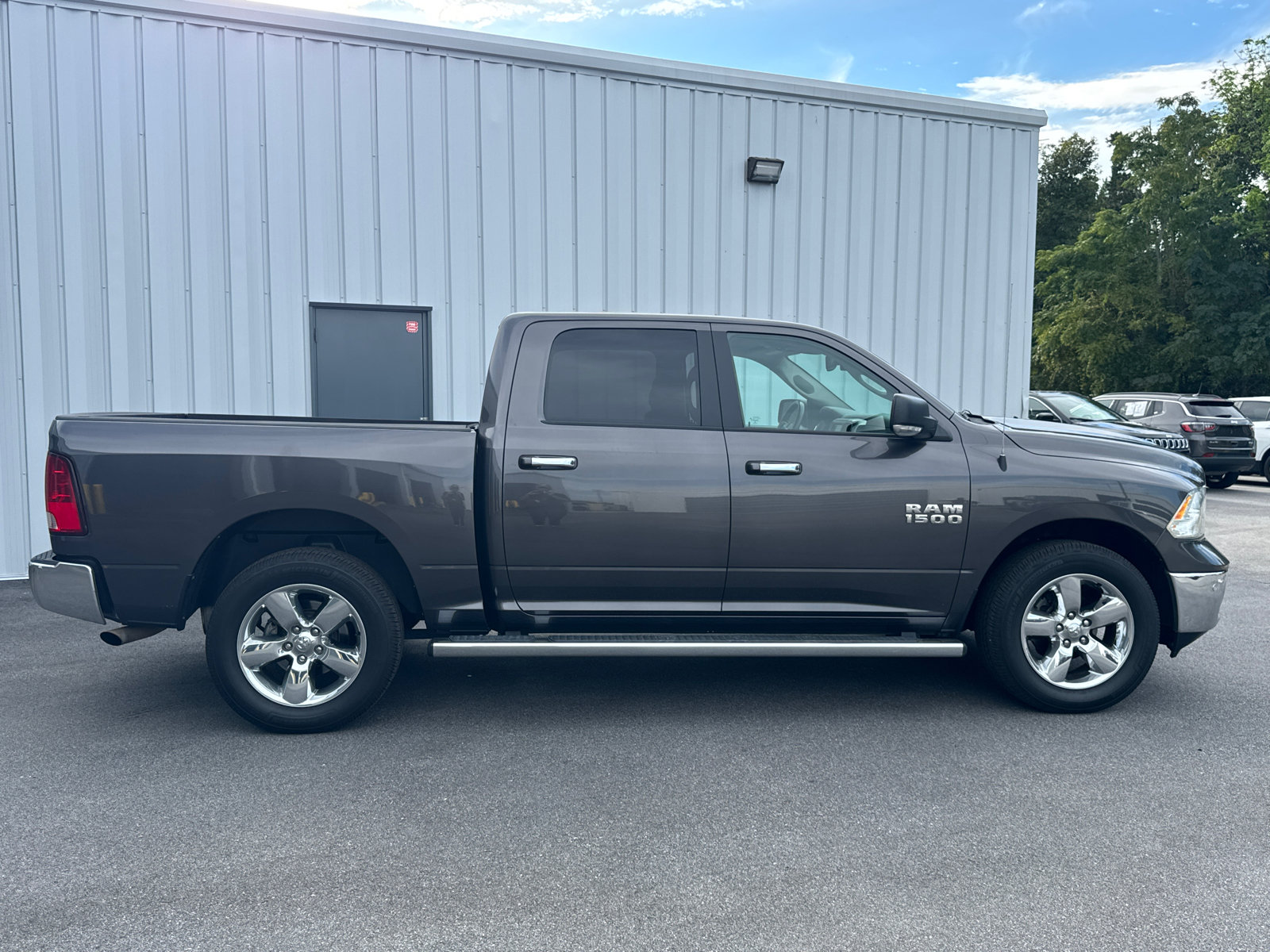 Used 2015 RAM 1500 Big Horn AWD/4WD image 4