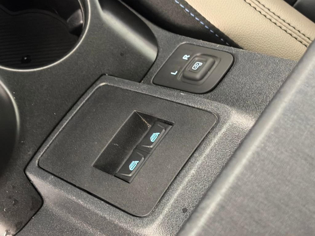 Used 2023 Ford Bronco Wildtrak image 23