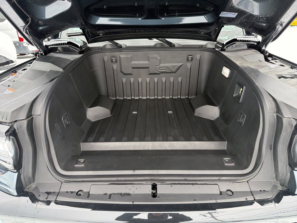 Used 2025 GMC Hummer EV 3X w/ LPO, Sport Package image 33