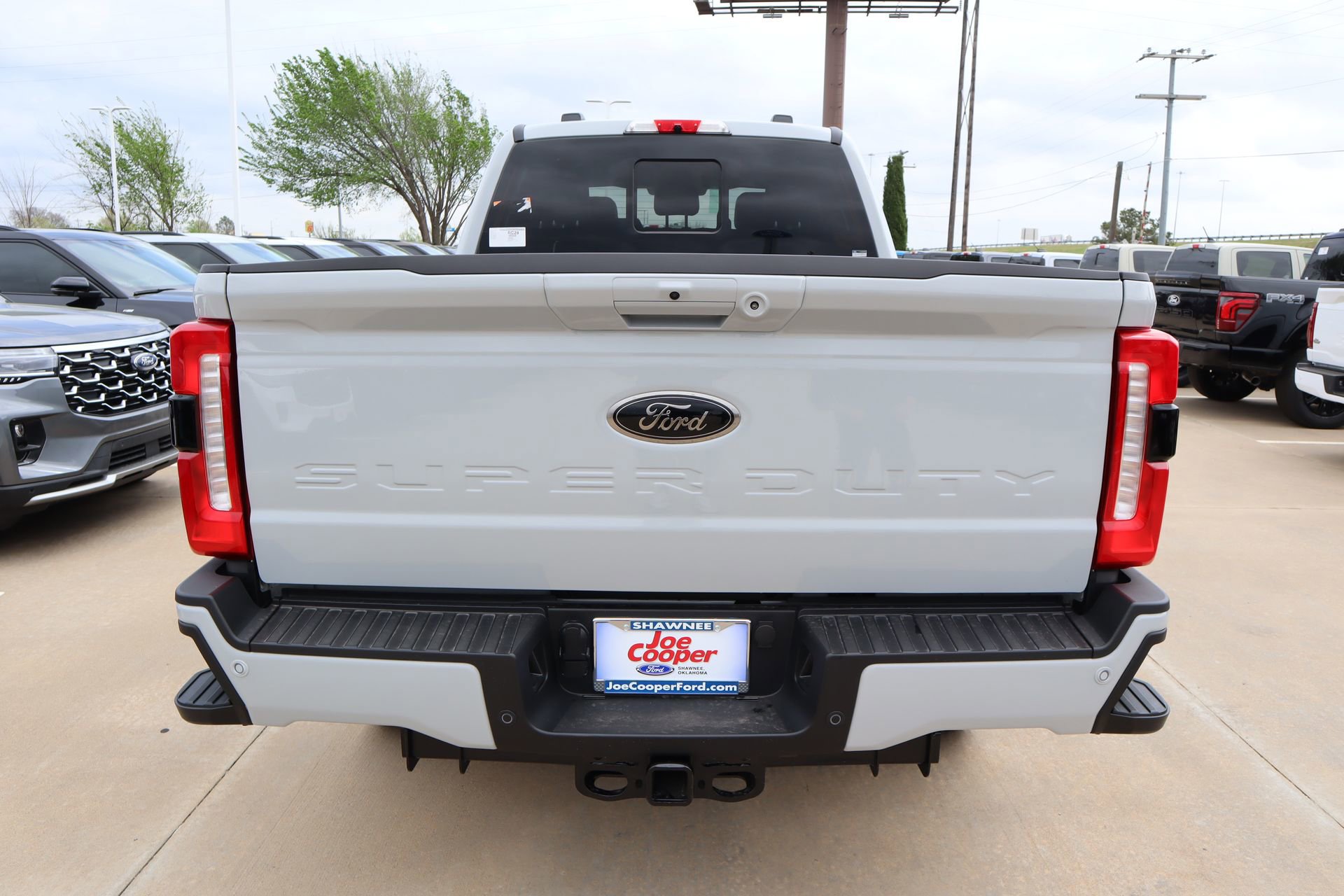 New 2026 Ford F250 Lariat w/ Black Appearance Package AWD/4WD image 24