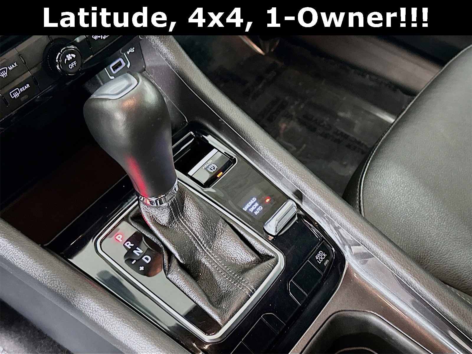 Used 2023 Jeep Compass Latitude w/ Sun and Sound Group image 17