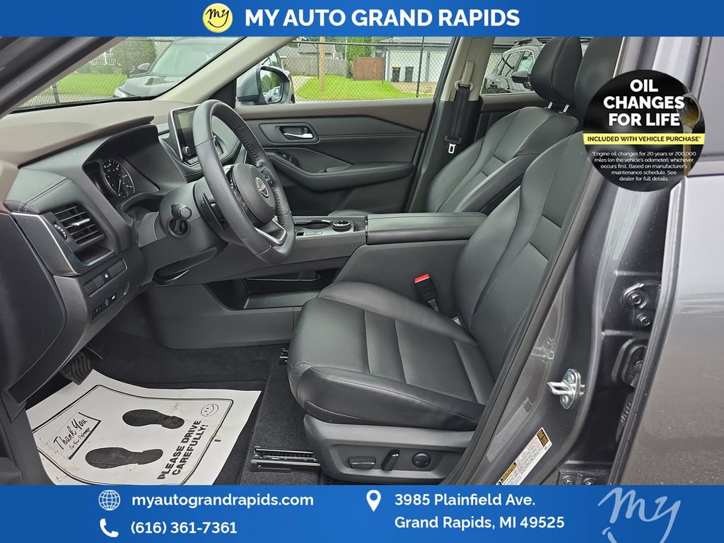 Used 2023 Nissan Rogue SV w/ SV Premium B Package AWD/4WD image 9