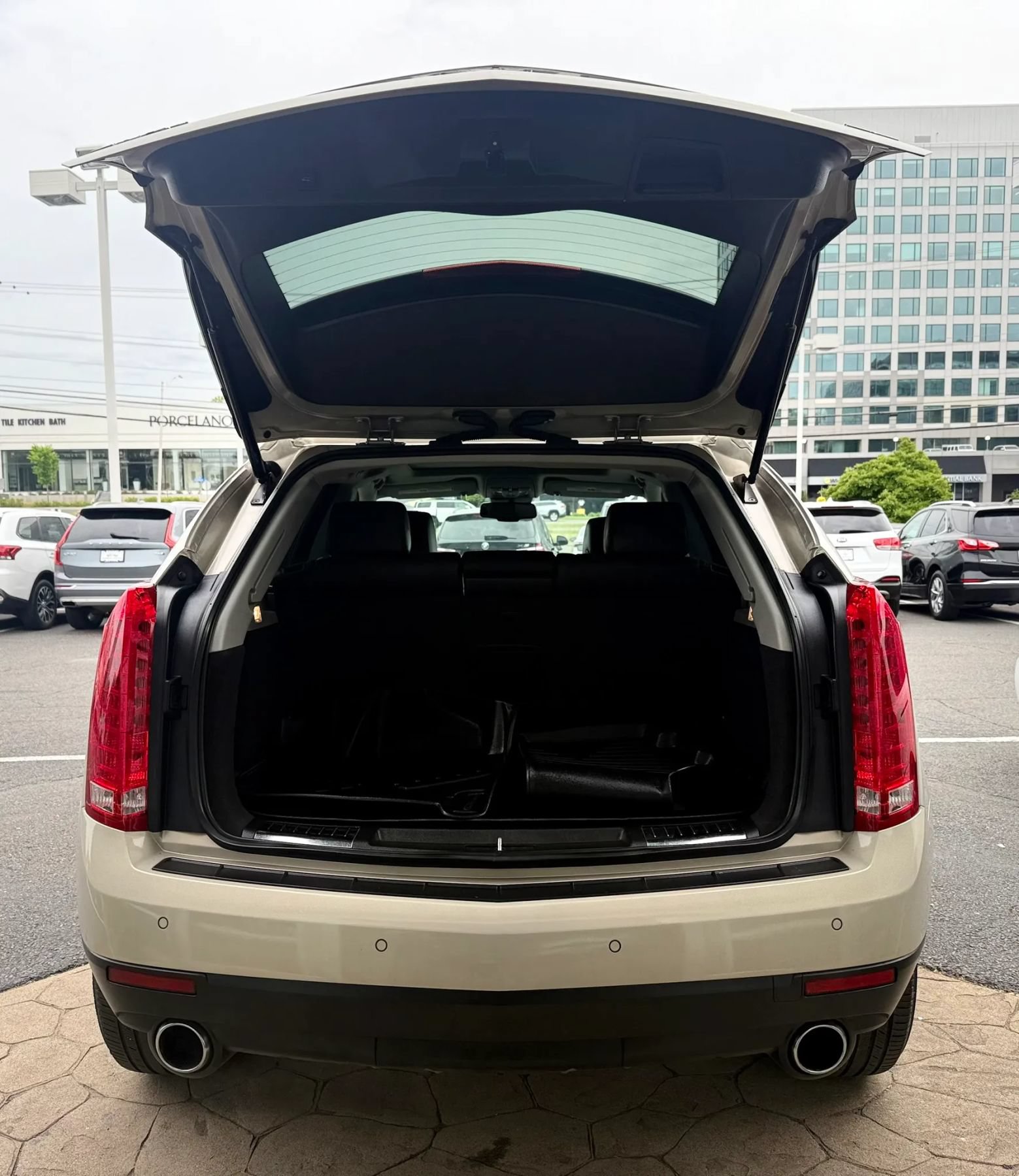 Used 2012 Cadillac SRX Luxury AWD/4WD image 46