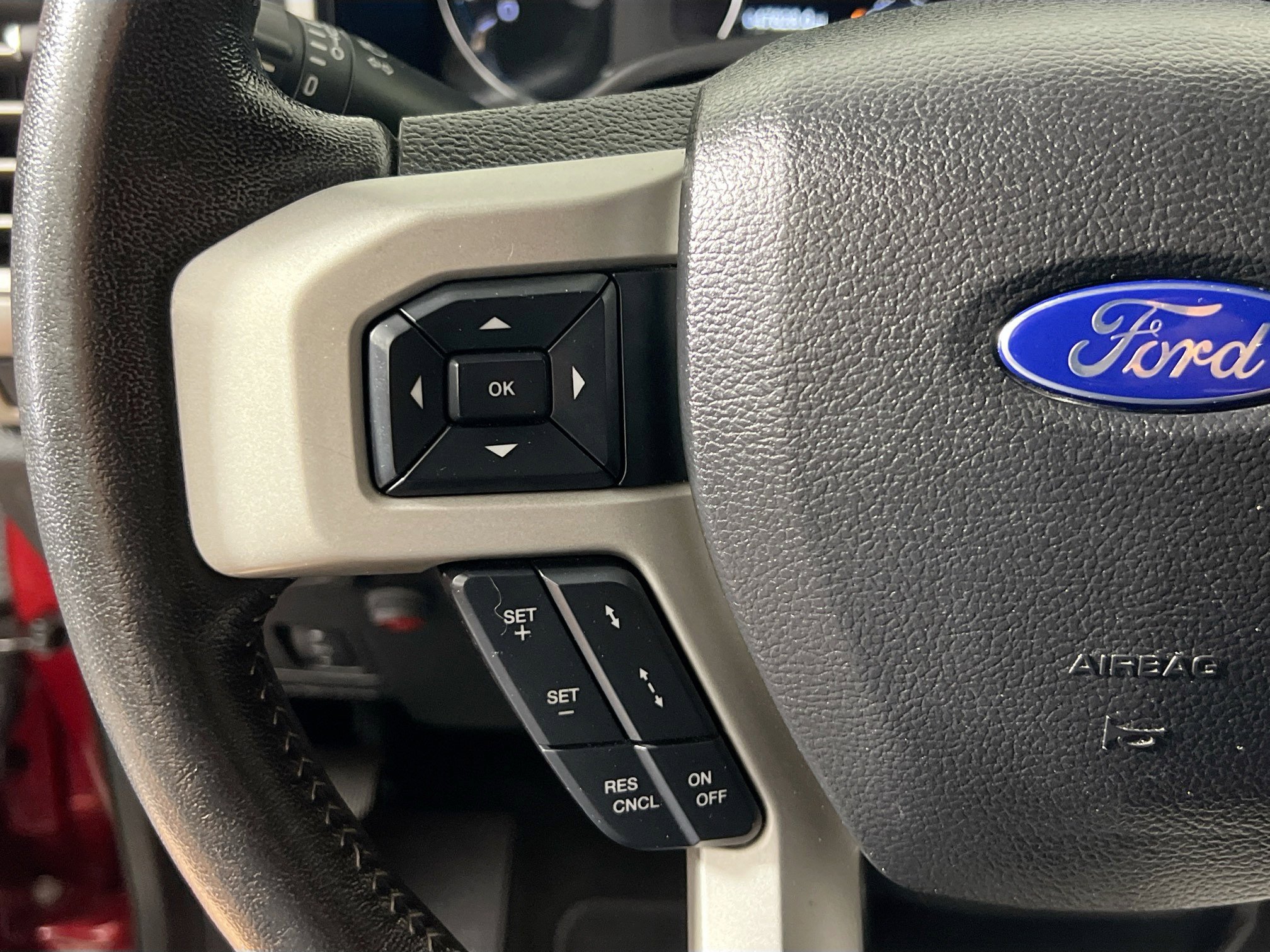 Used 2017 Ford F350 Lariat w/ Lariat Ultimate Package AWD/4WD image 18