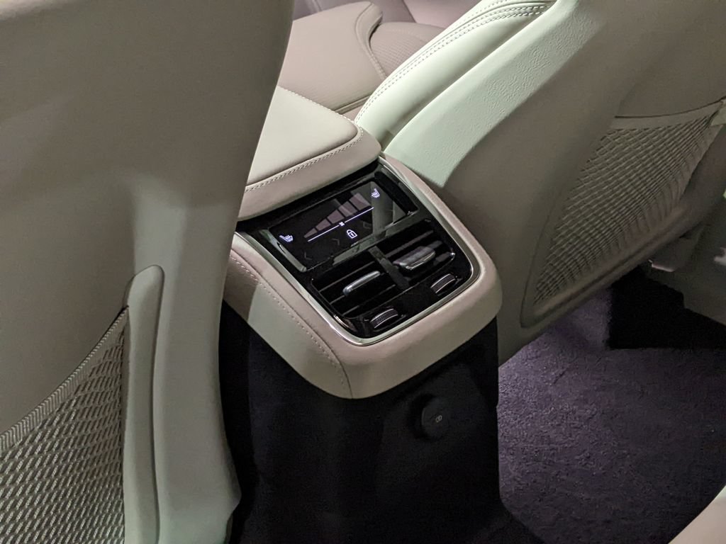 New 2026 Volvo XC90 T8 Ultra AWD/4WD image 24