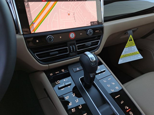 New 2026 Porsche Macan image 30