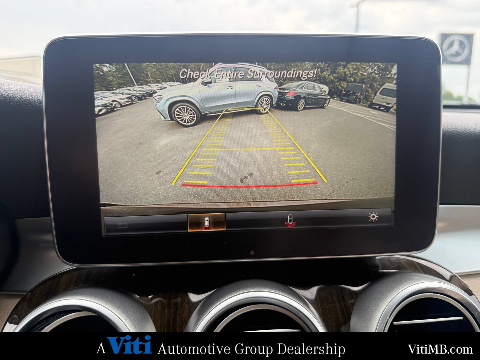 Used 2017 Mercedes-Benz GLC 300 4MATIC image 34