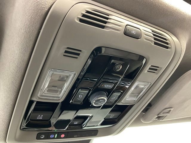 New 2026 Cadillac Escalade ESV Platinum Sport AWD/4WD image 14
