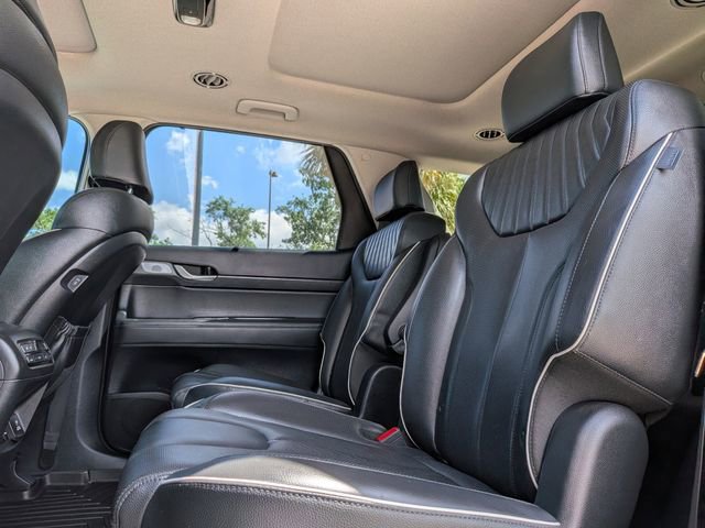 Used 2023 Hyundai Palisade Limited FWD image 27