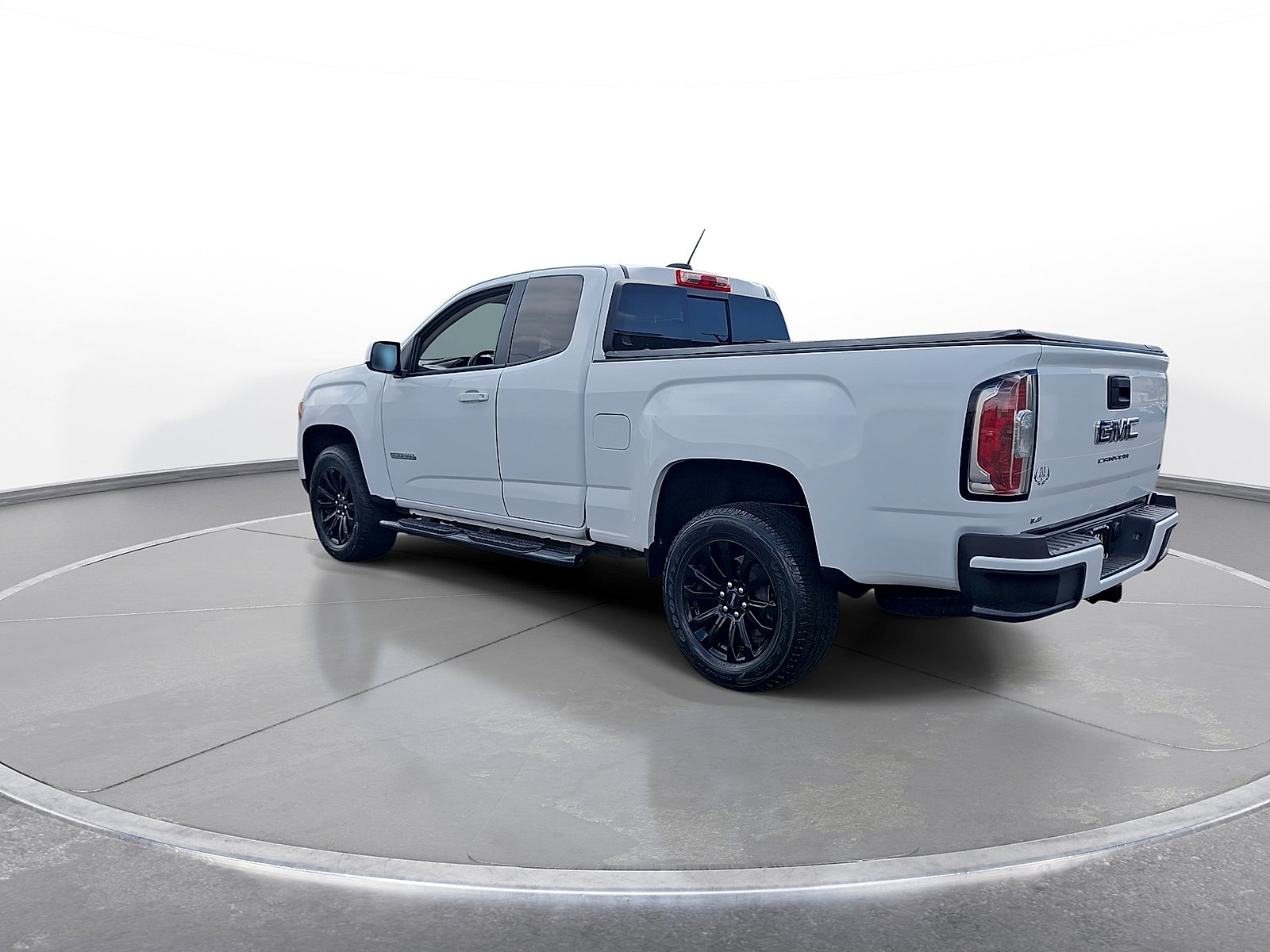 Used 2022 GMC Canyon Elevation w/ Trailering Package RWD image 6