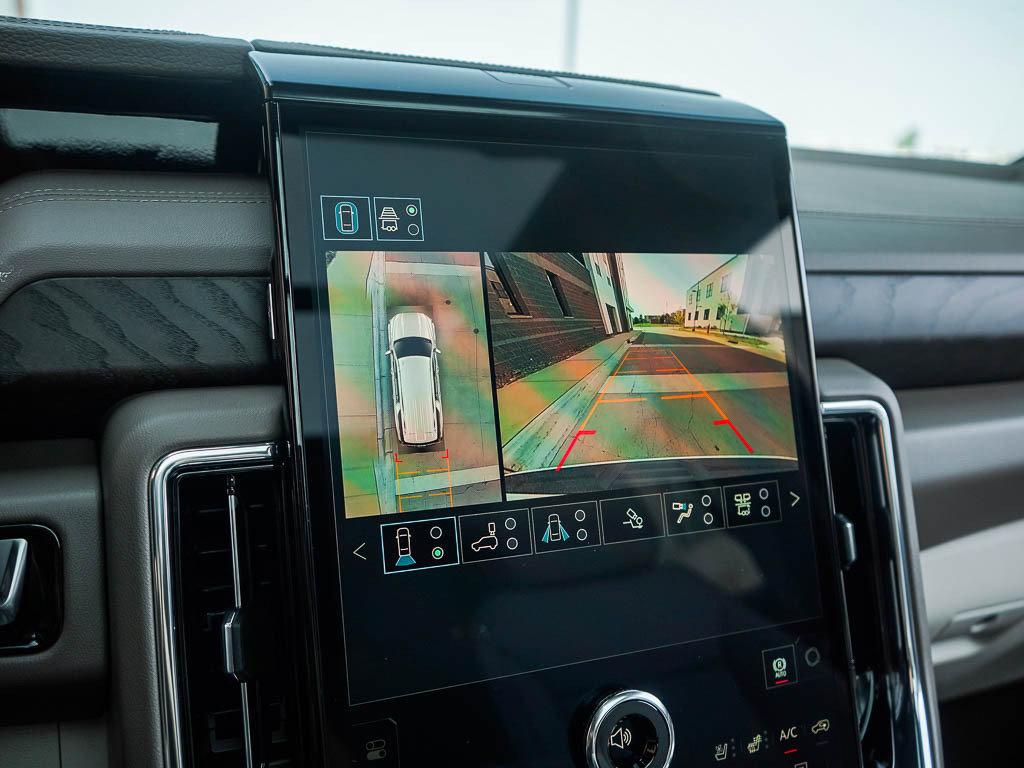 New 2026 GMC Yukon XL Denali w/ Denali Reserve Package AWD/4WD image 26