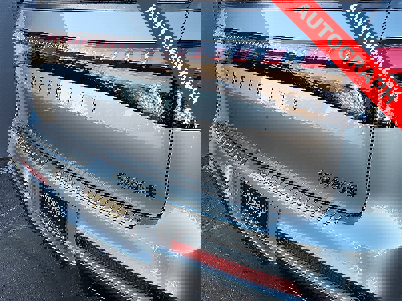 Used 2025 INFINITI QX80 Autograph w/ Autograph Exterior Package image 11