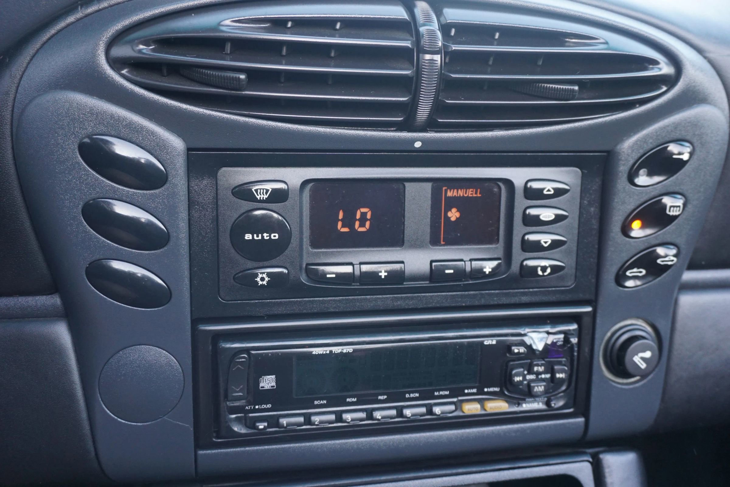 Used 1997 Porsche Boxster image 12