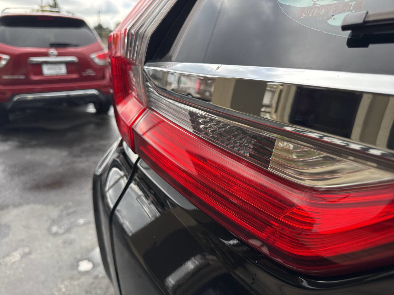 Used 2018 Honda CR-V LX image 28