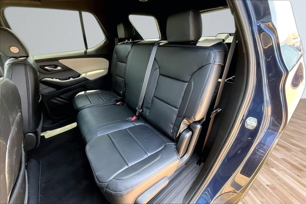 Used 2023 Chevrolet Traverse LS w/ Safety Package FWD image 23