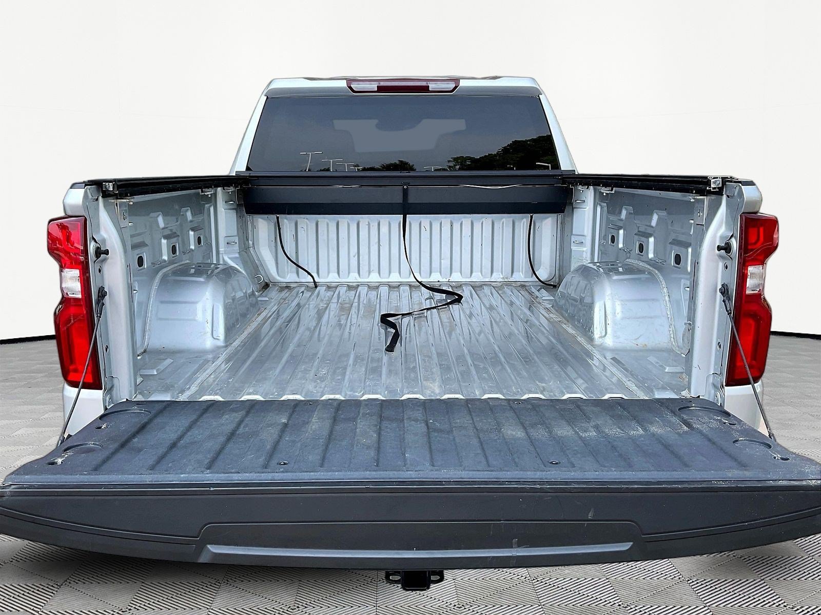 Used 2021 Chevrolet Silverado 1500 Custom AWD/4WD image 7