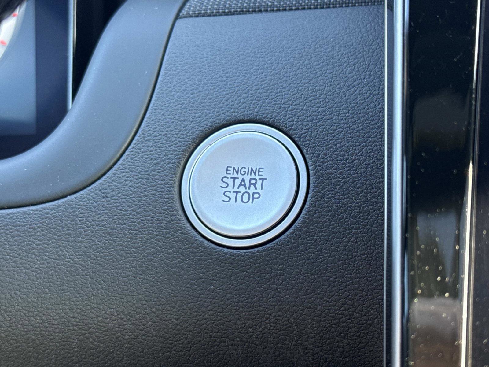 Certified 2023 Hyundai Santa Cruz Limited image 15