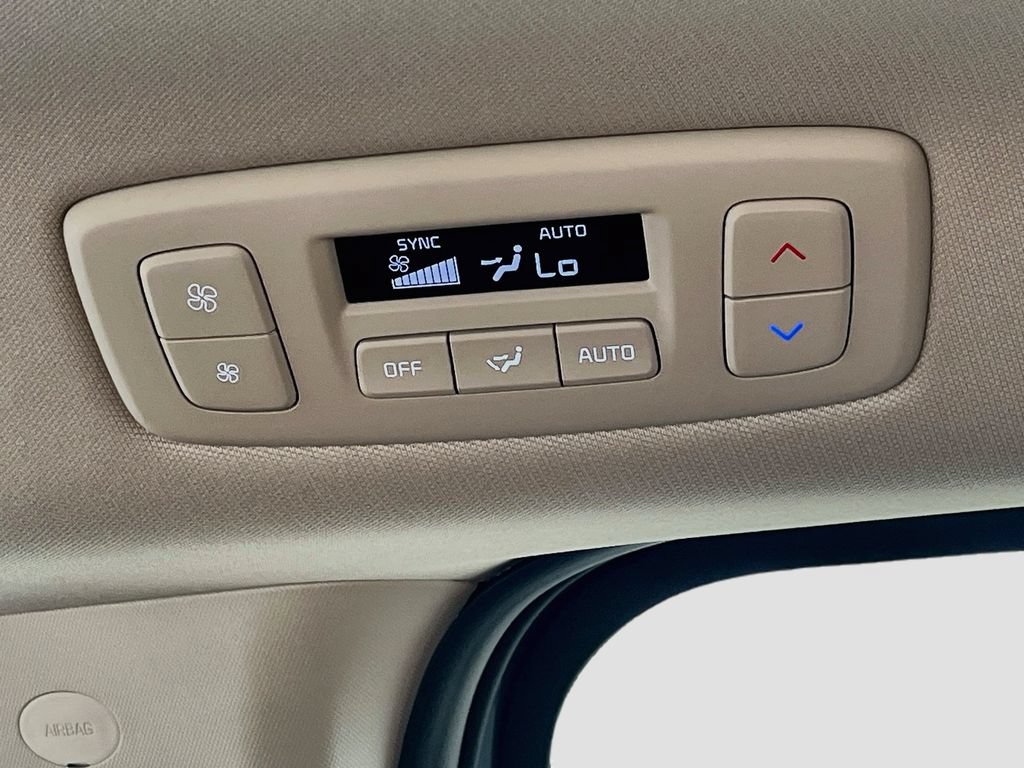 Used 2025 Kia Carnival SX FWD image 26