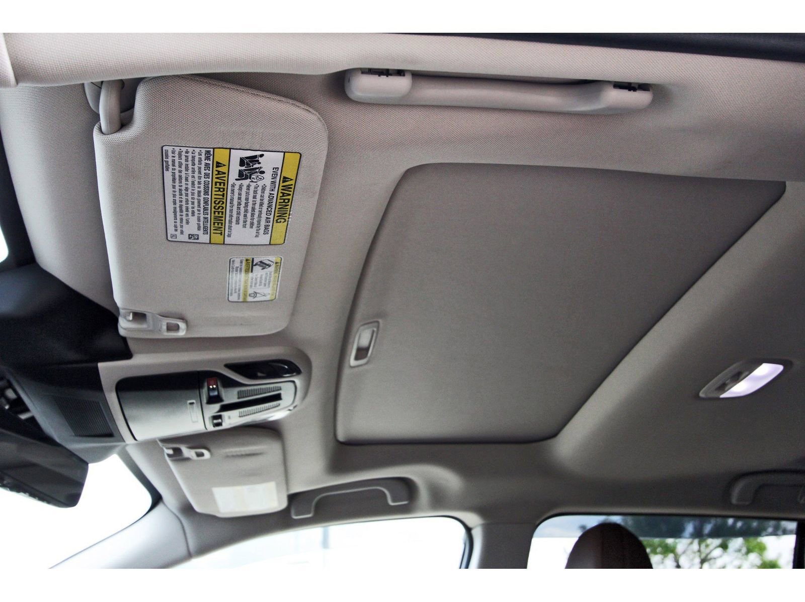 Used 2025 Subaru Outback Touring image 30