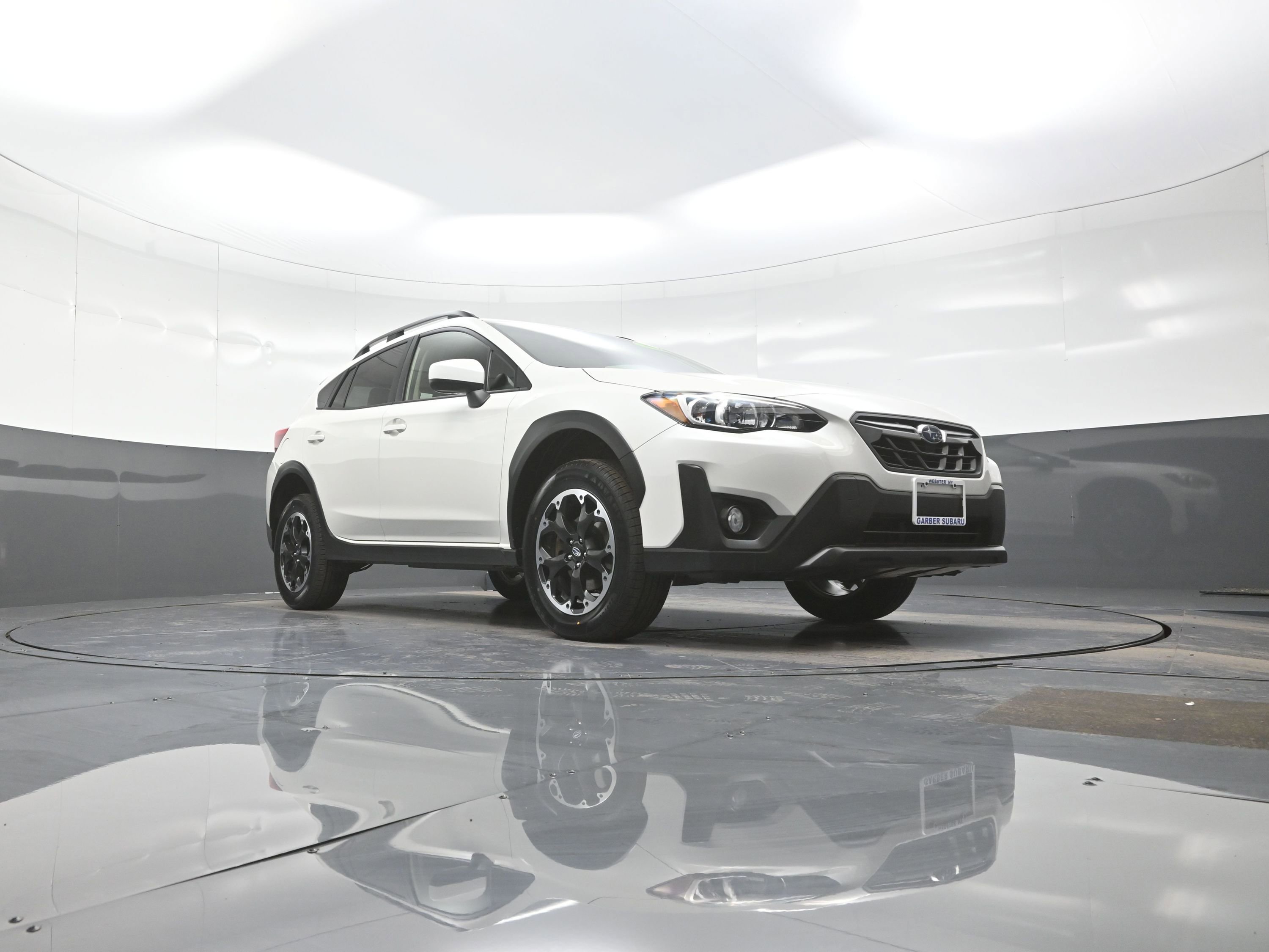 Used 2023 Subaru Crosstrek 2.0i Premium AWD/4WD image 9