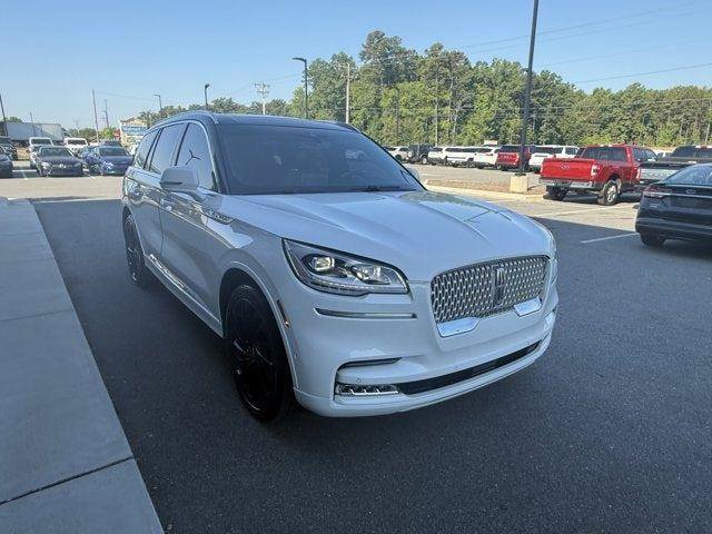 Used 2021 Lincoln Aviator Reserve w/ Equipment Group 210A AWD/4WD image 9