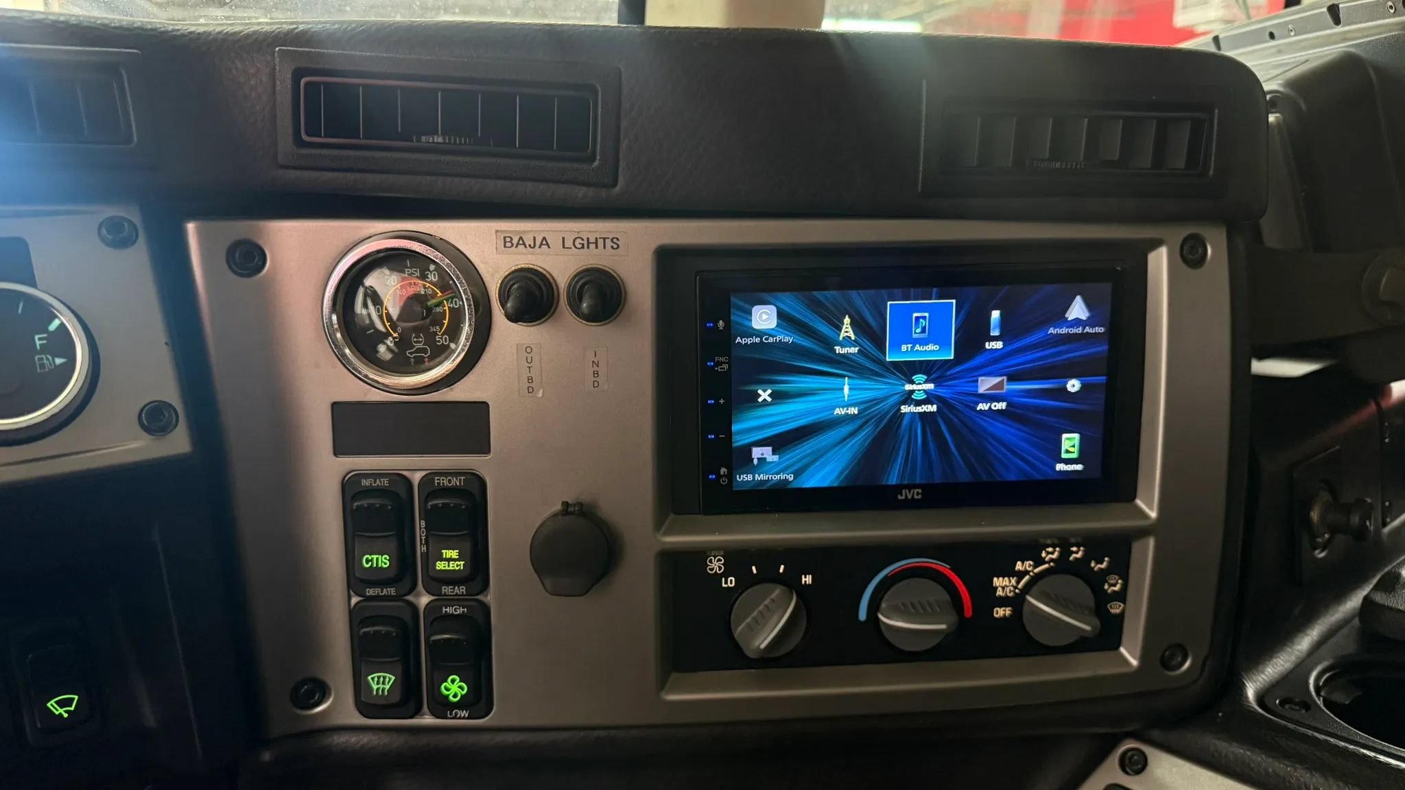 Used 2006 HUMMER H1 4-Door Wagon AWD/4WD image 17