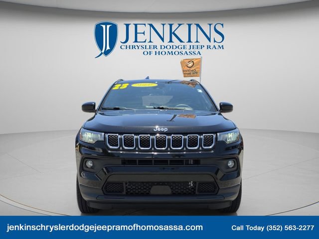Certified 2023 Jeep Compass Latitude AWD/4WD image 12