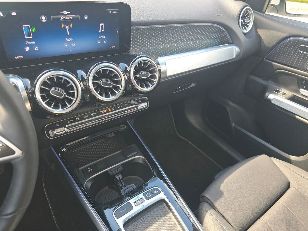 Certified 2026 Mercedes-Benz GLB 250 4MATIC image 30