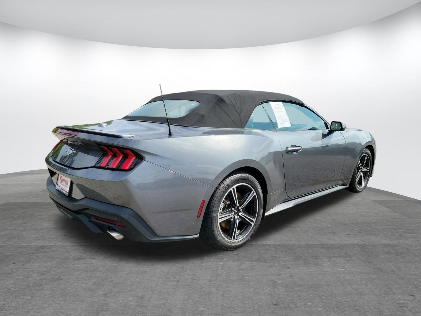 Used 2025 Ford Mustang Premium RWD image 23