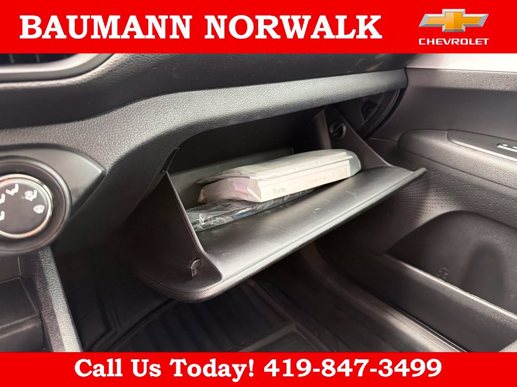 Used 2024 Kia Forte LXS w/ LXS Technology Package FWD image 30