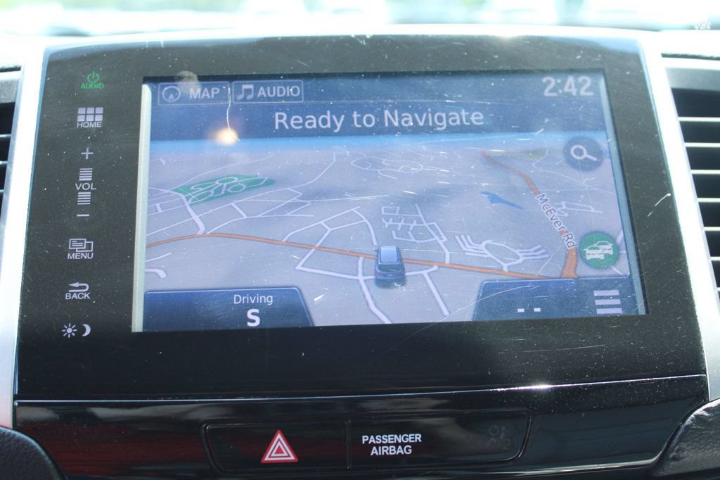 Used 2016 Honda Pilot Elite image 18