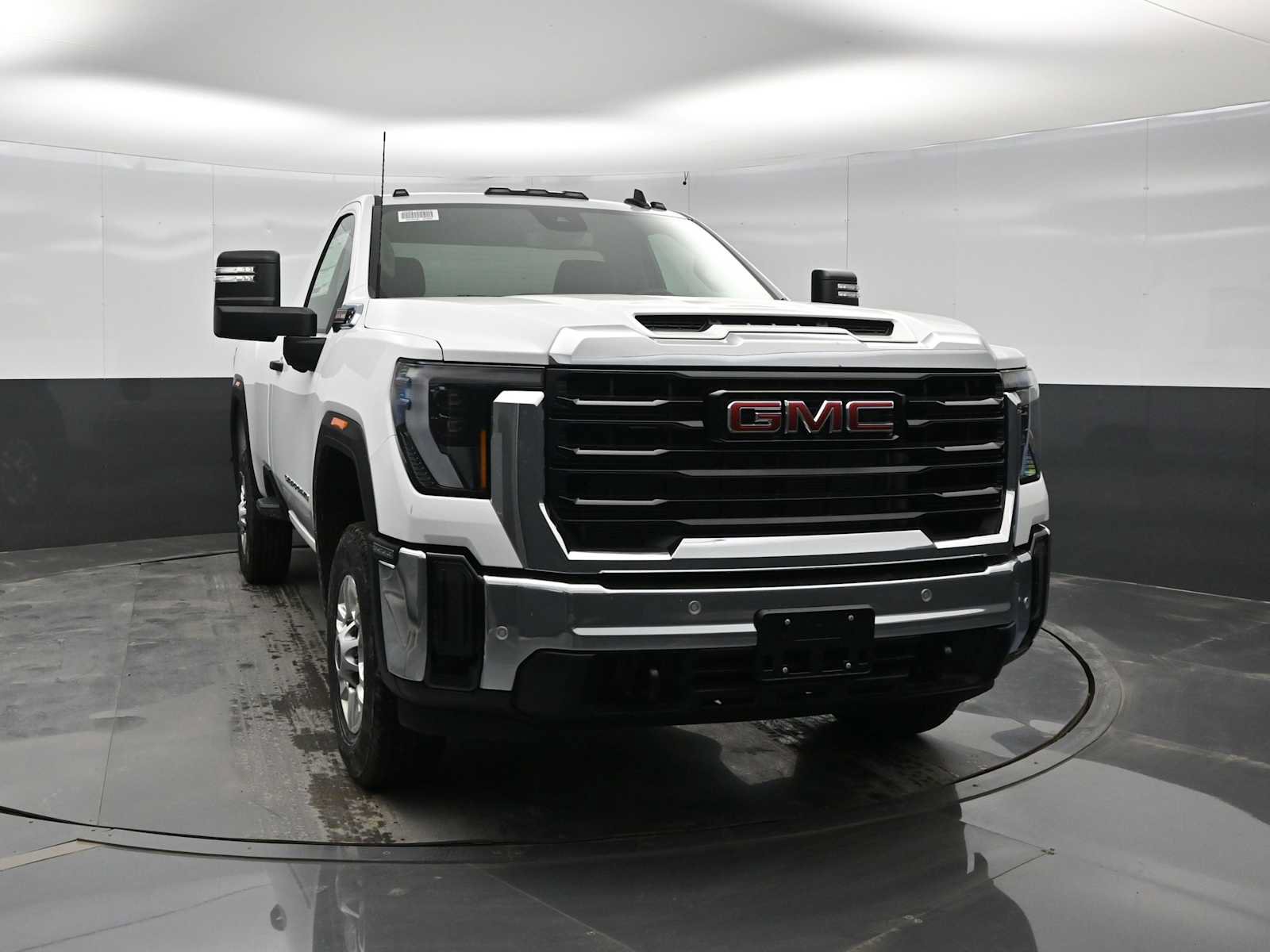 New 2026 GMC Sierra 2500 Pro w/ 1SA Pro Safety Plus Package AWD/4WD video 2