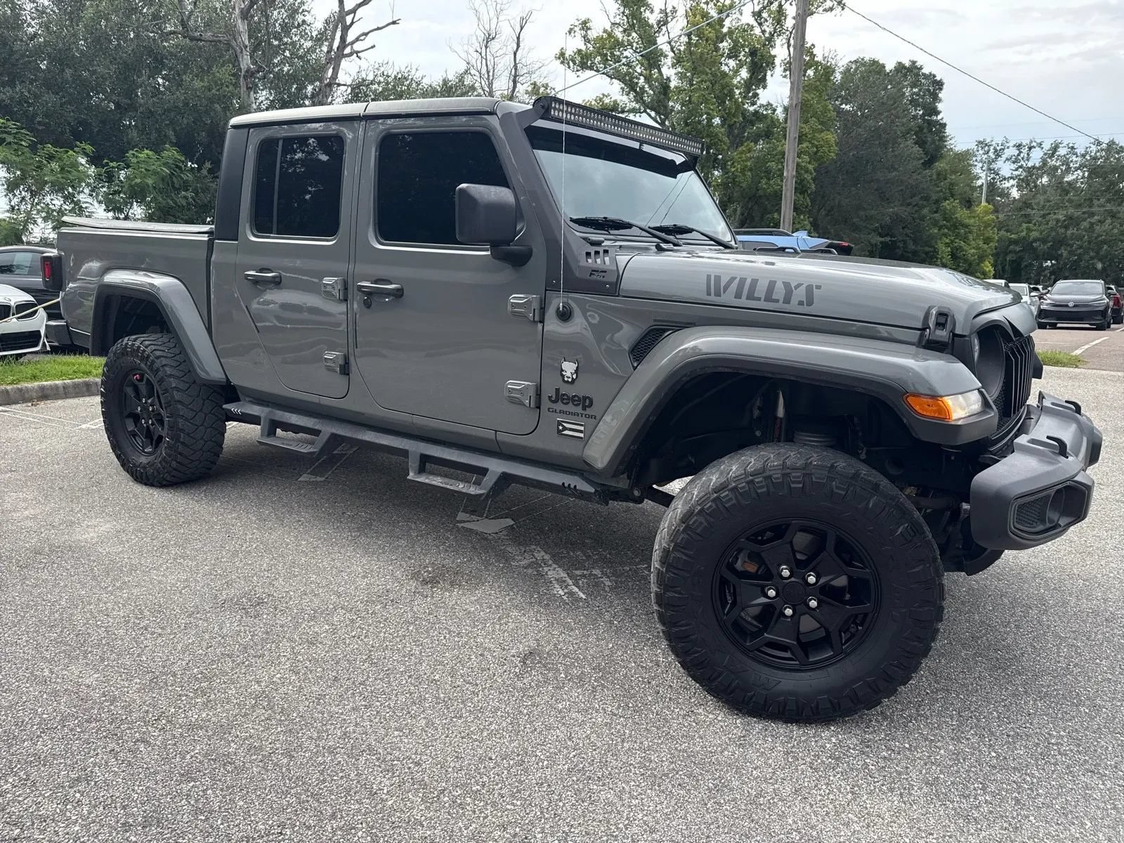 Used 2021 Jeep Gladiator Sport AWD/4WD image 8