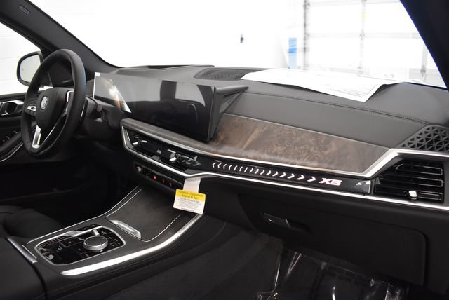 New 2026 BMW X5 xDrive40i w/ Premium Package AWD/4WD image 18