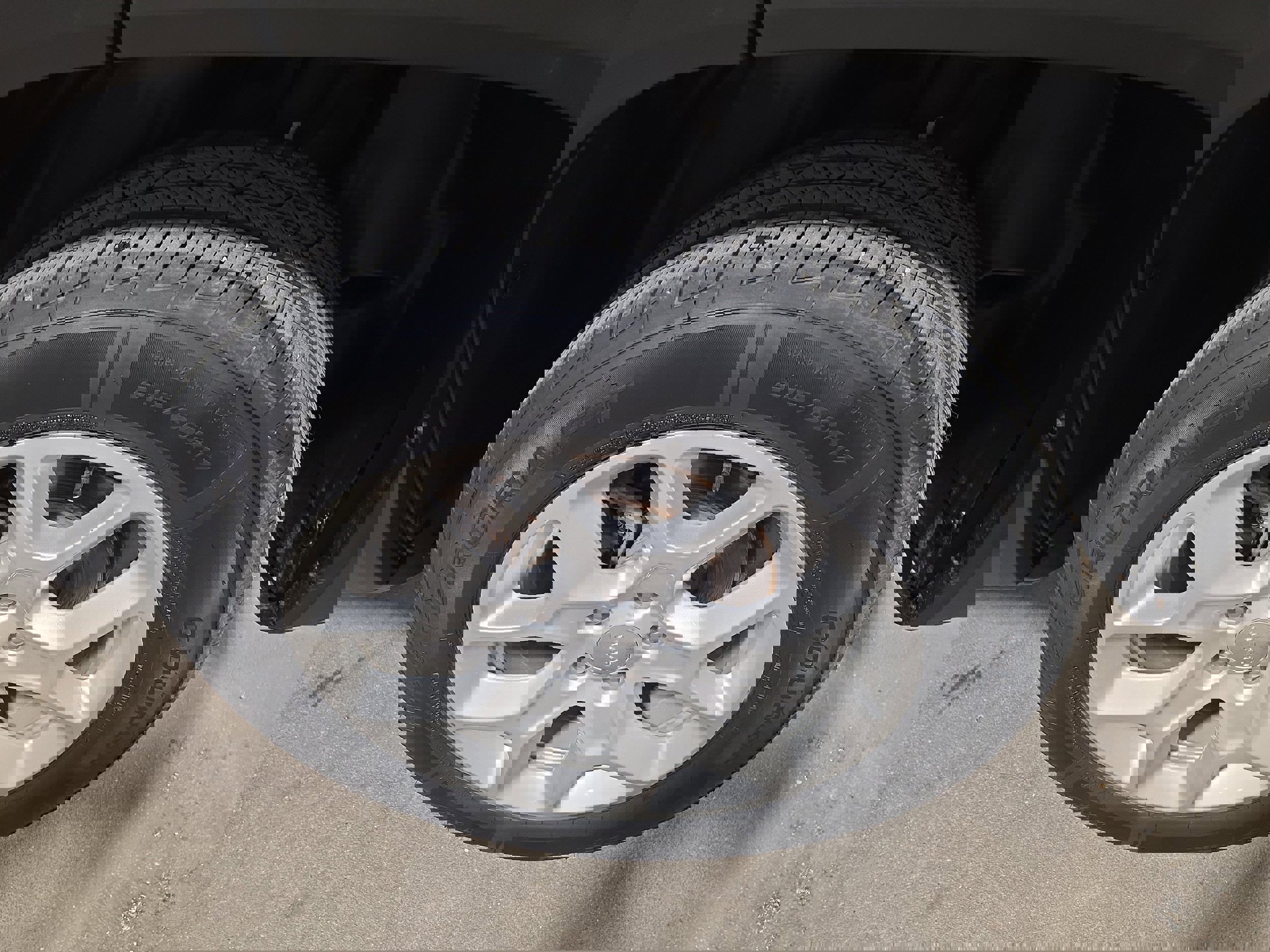 Used 2018 Jeep Renegade Latitude w/ Cold Weather Group image 10