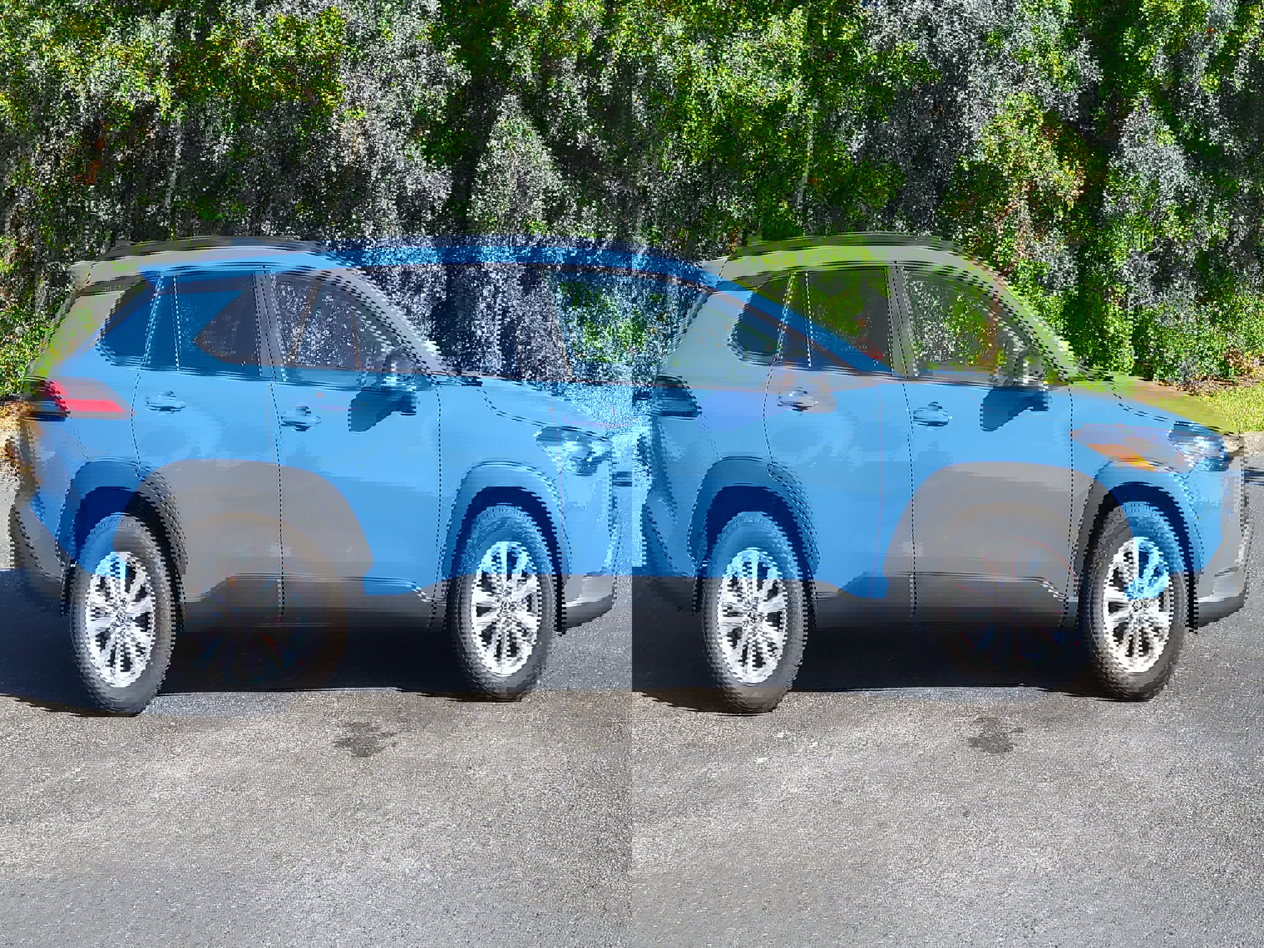 Certified 2026 Toyota Corolla Cross LE FWD image 8