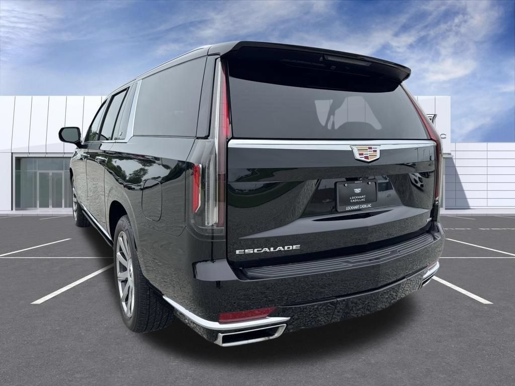 Certified 2024 Cadillac Escalade ESV Premium Luxury Platinum AWD/4WD image 11