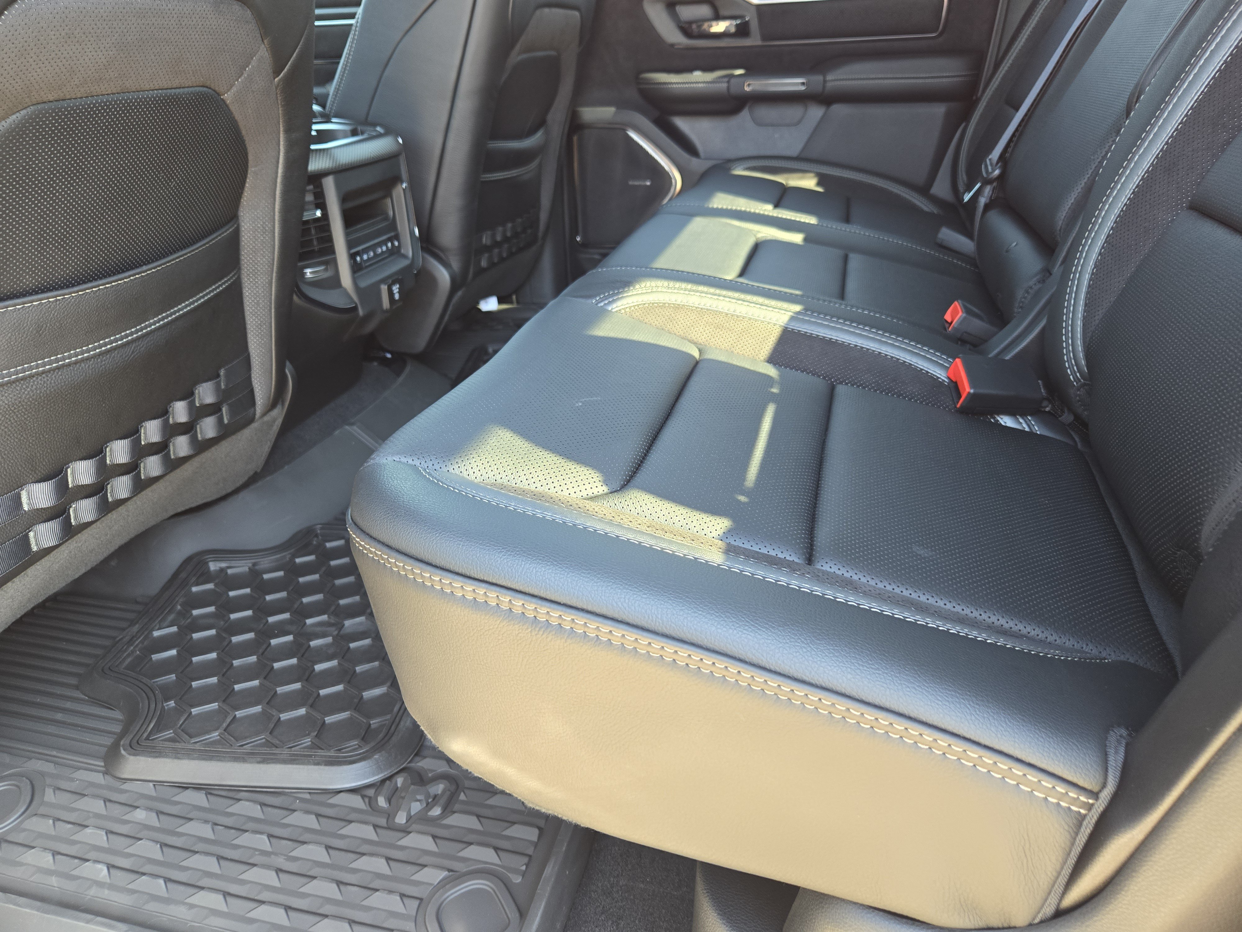 New 2026 RAM 1500 RHO w/ RHO Level 1 Equipment Group AWD/4WD image 22