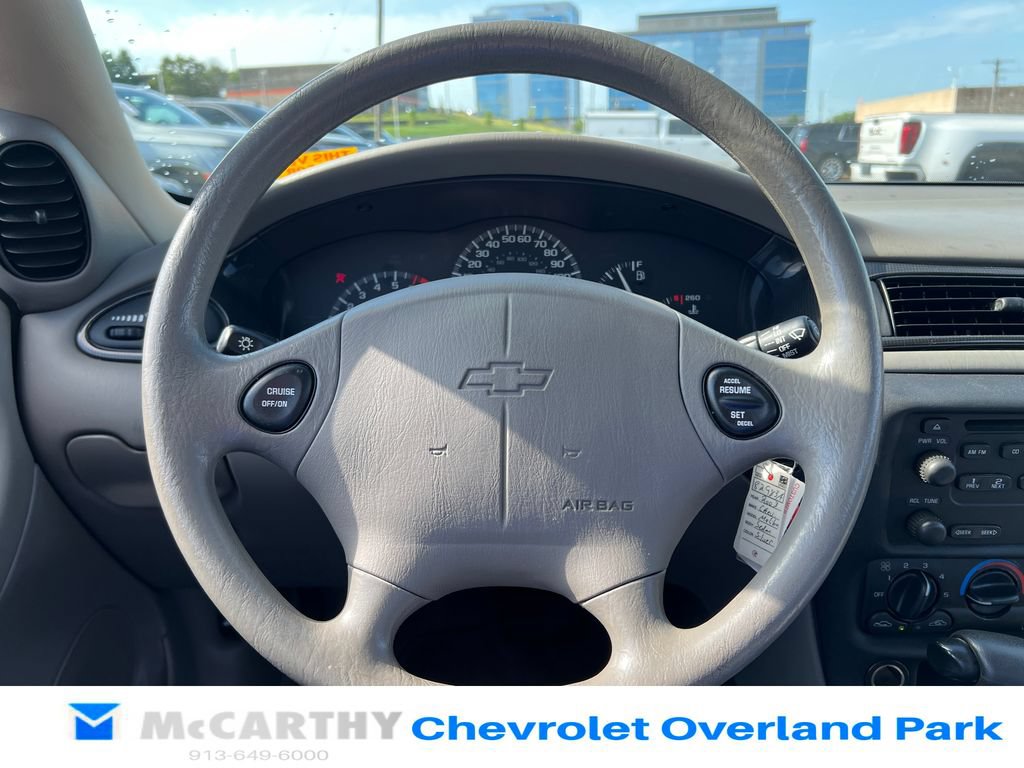 Used 2003 Chevrolet Malibu V6 w/ Preferred Equipment Group 1 FWD image 11