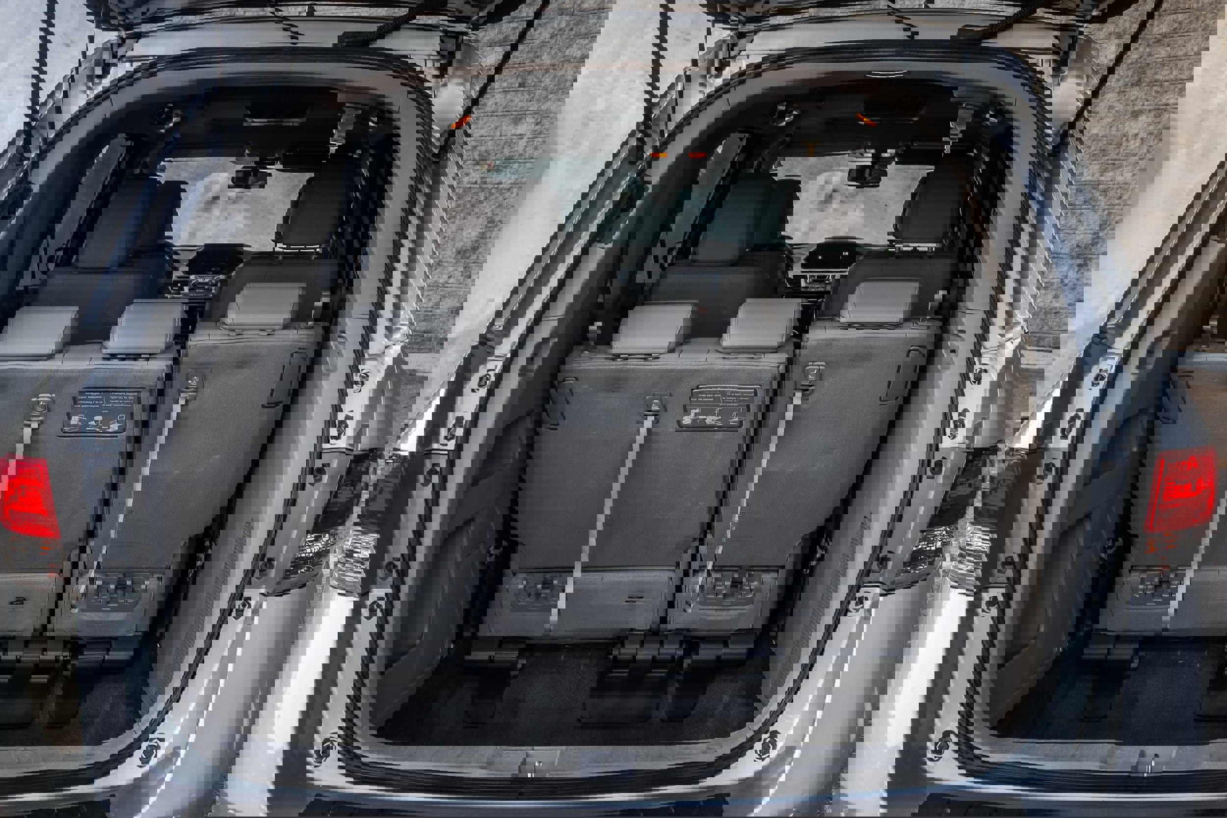 Used 2017 Honda Odyssey Touring image 18