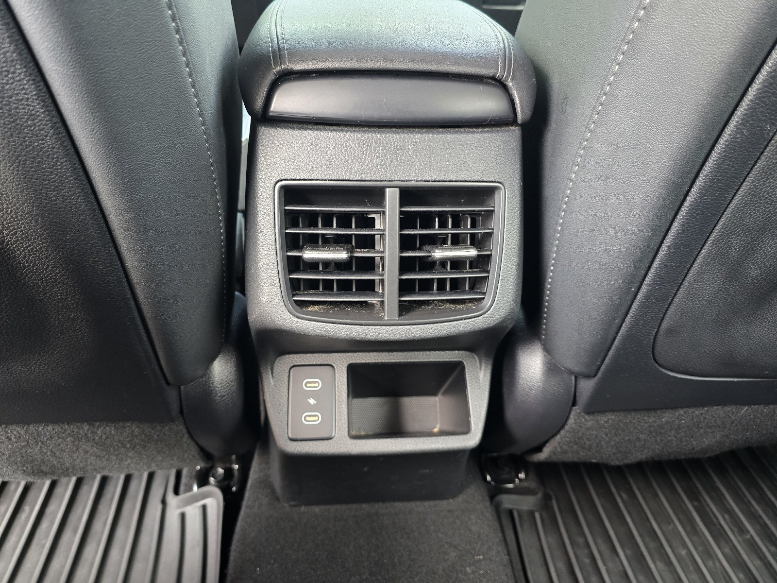 Used 2024 Kia Seltos EX FWD image 24
