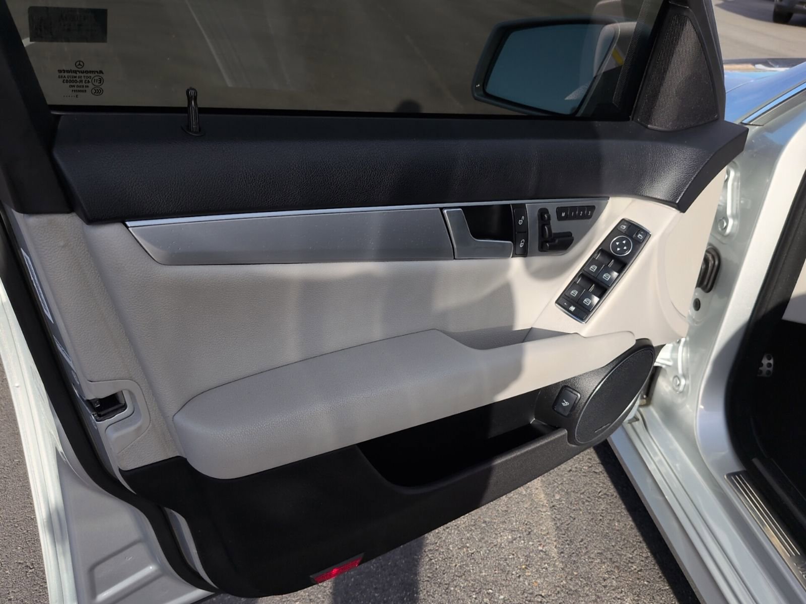 Used 2014 Mercedes-Benz C 250 Sedan image 16