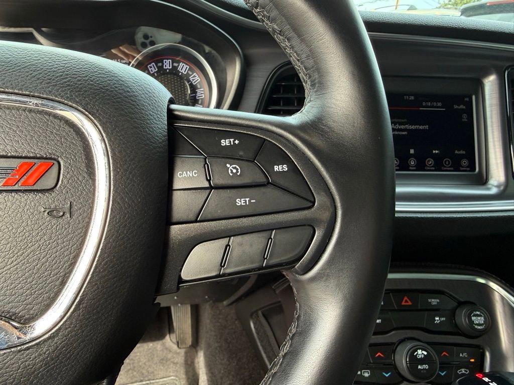 Used 2018 Dodge Challenger SXT image 18